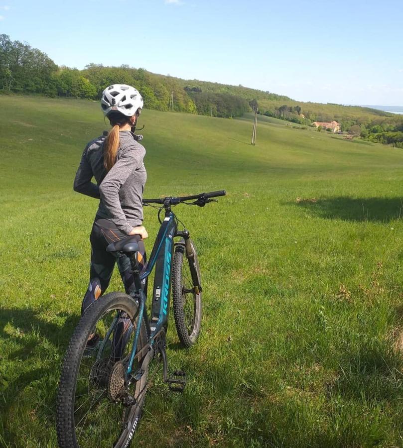 Cseri Kastelyszallo Tótvázsony Exteriér fotografie